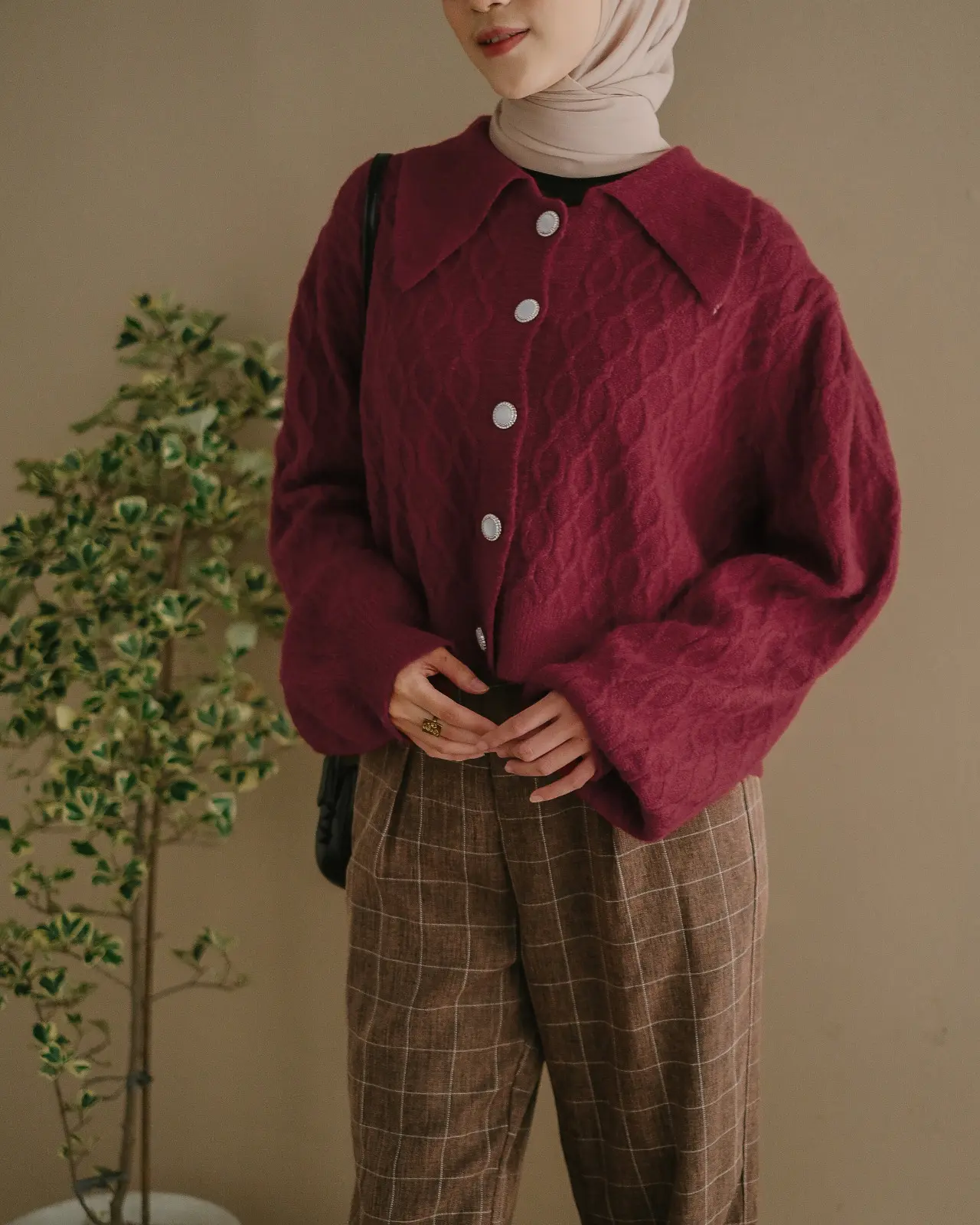 Irelyn Cardigan Maroon - Image 3