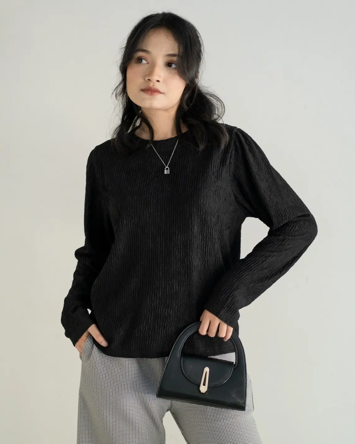 Janele Longsleeve Kode 983 Black