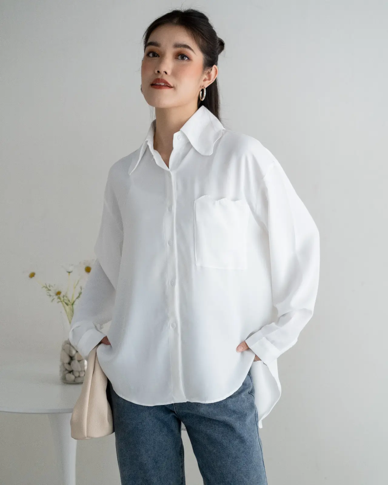 Khaliza Shirt Kode 28025 Broken White