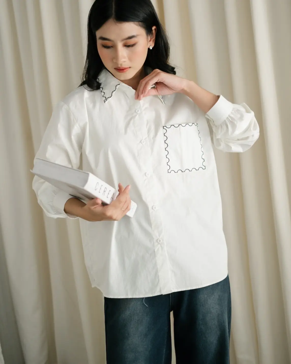 Alternative view of Marka Shirt Broken White