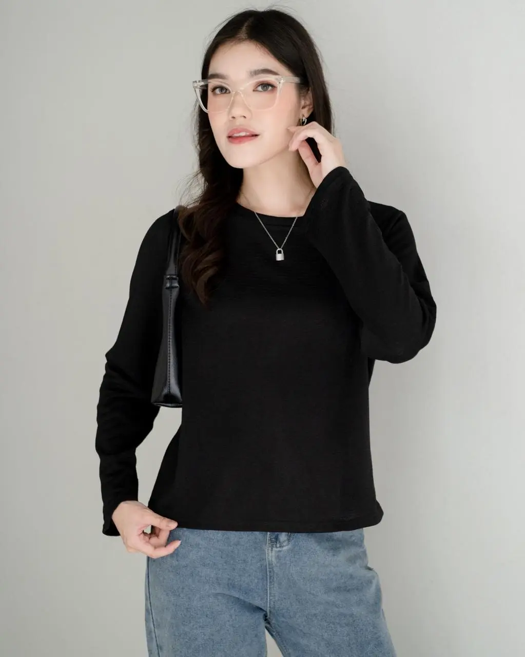 Urmiya Longsleeve Kode 6030 Black