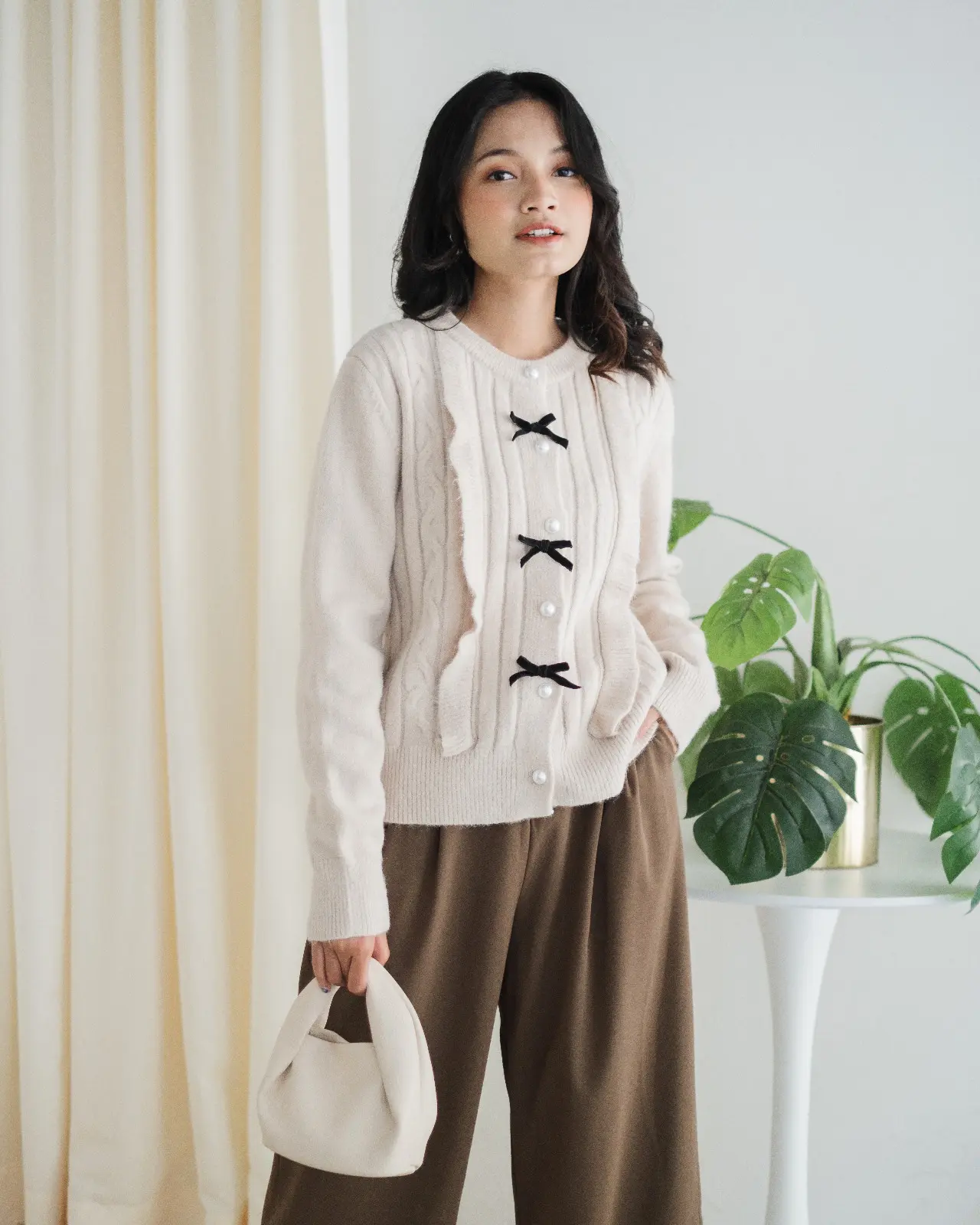 Xaisha Cardigan Kode 117 Beige