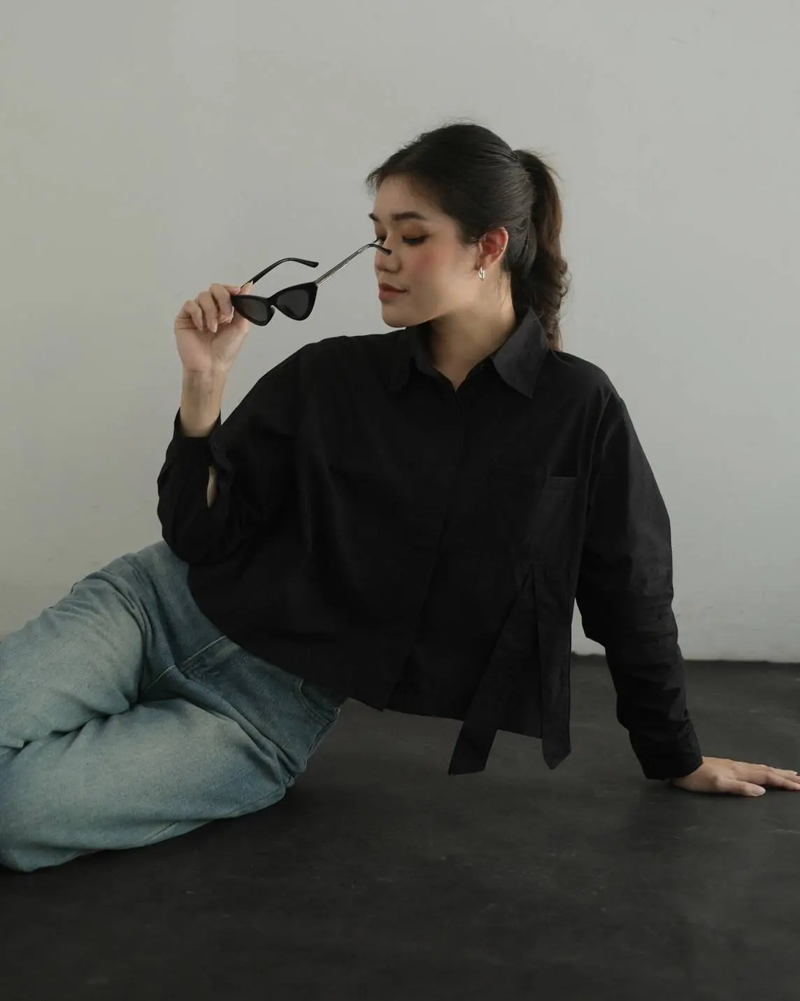 Alternative view of Amadea Shirt Black