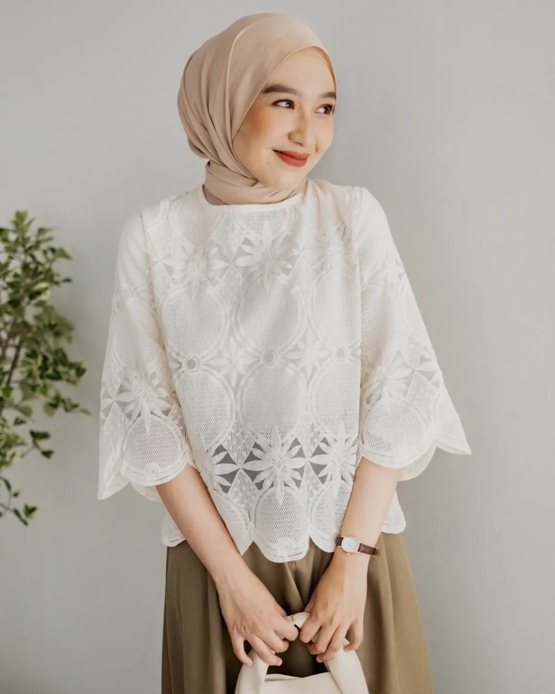Berty Blouse Kode 416 Ivory
