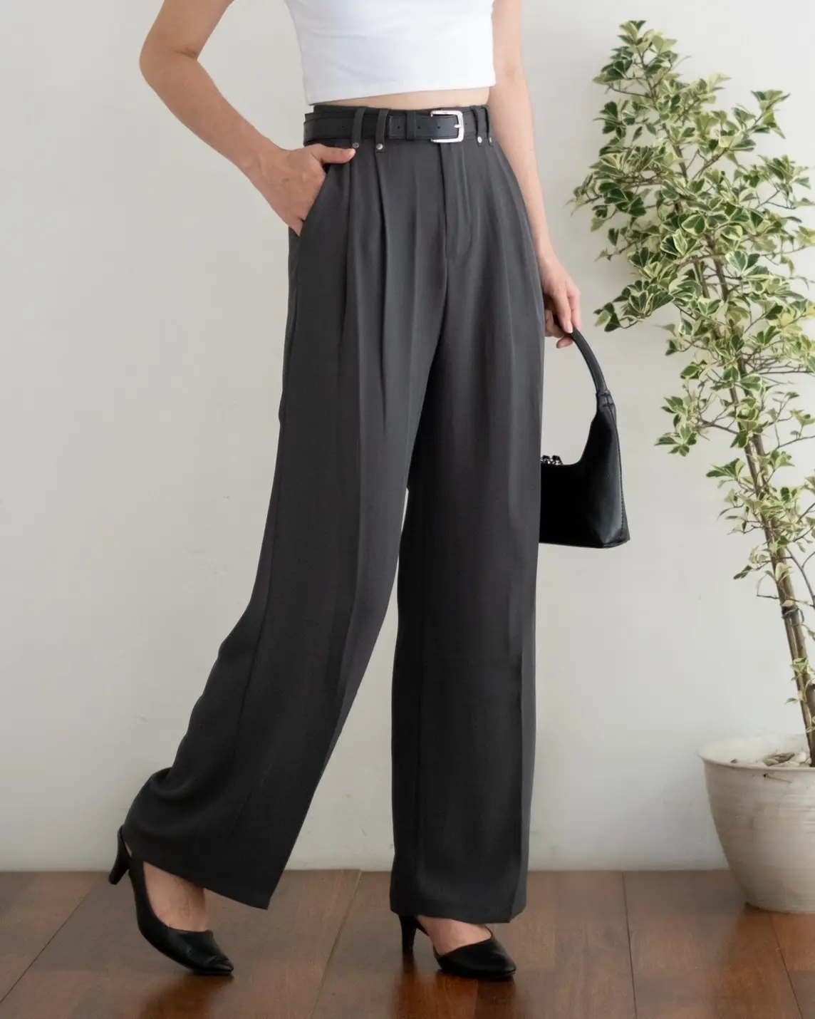 Gayatri Pants Kode 72 Dark Grey - Image 3