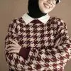 Houndstooth Sweater Maroon - Image 3