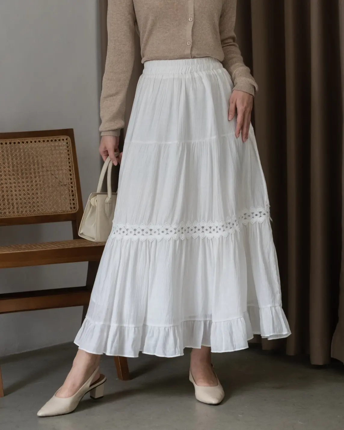 Ivele Skirt Kode 83 Broken White