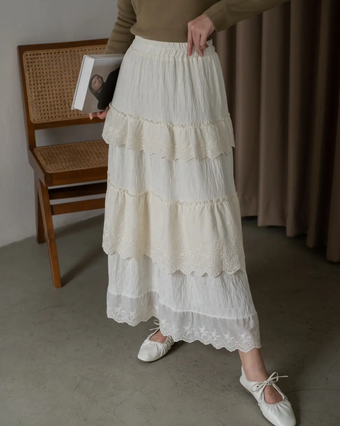 Kiyomi Skirt Kode 109 Ivory