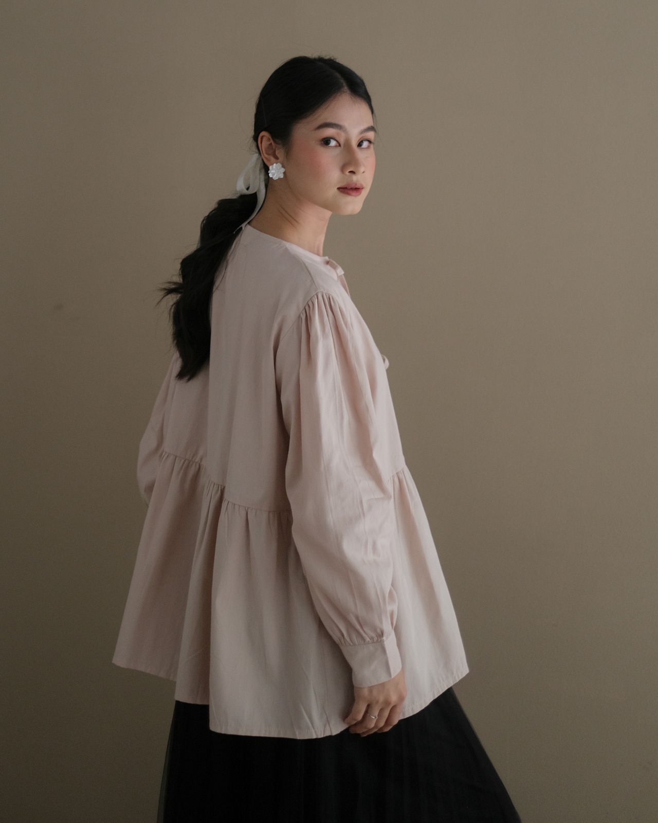 Meisya Blouse Beige - Image 3