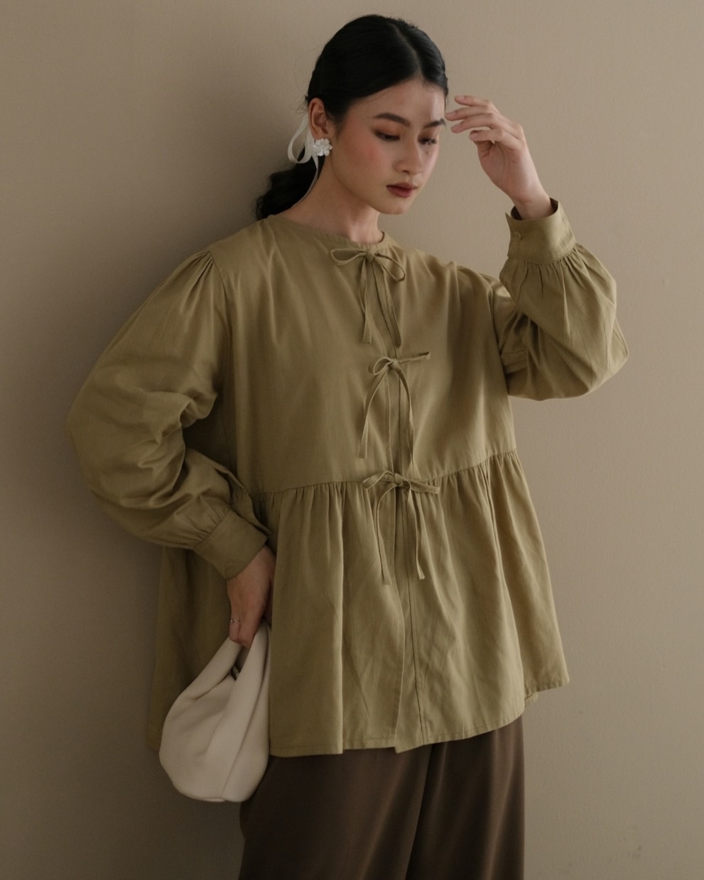 Meisya Blouse Khaki
