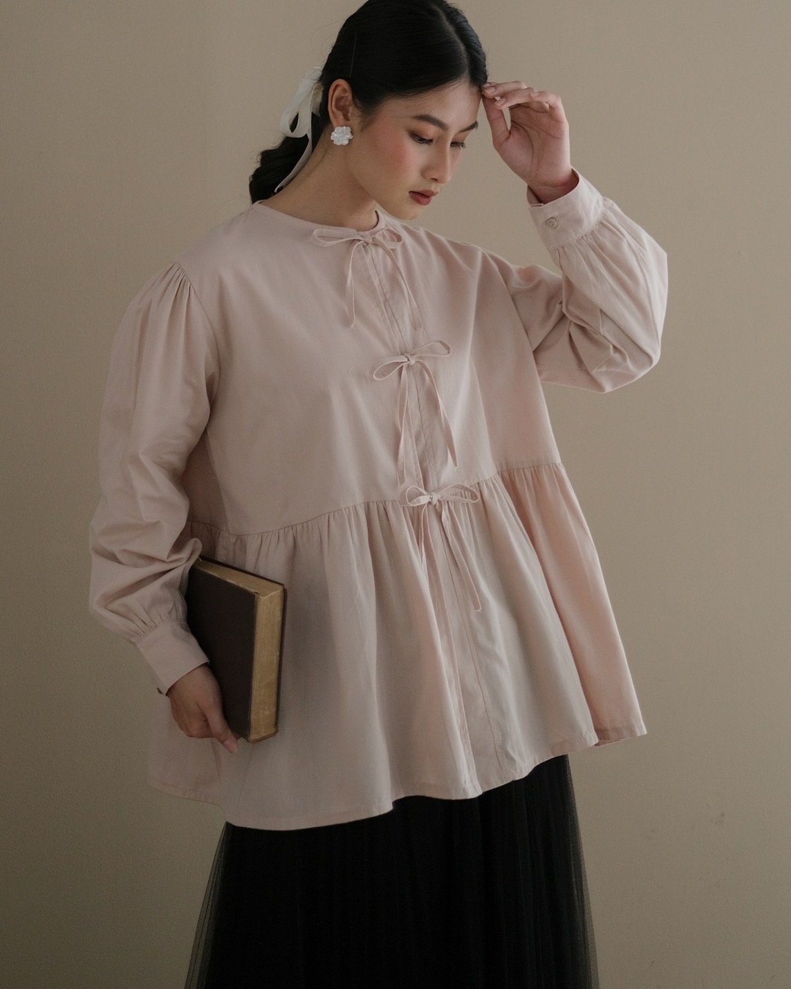 Alternative view of Meisya Blouse Beige