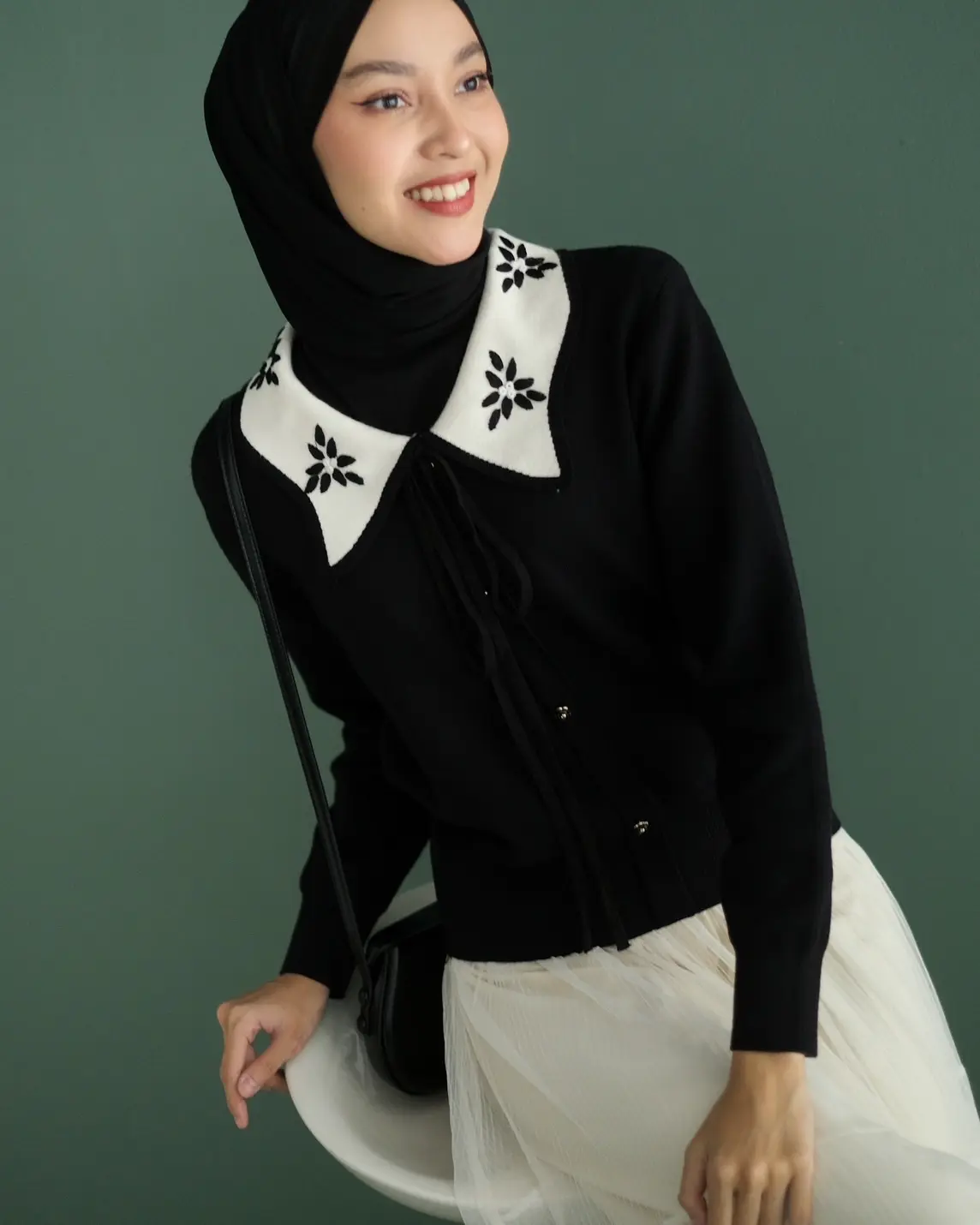 Aliza Longsleeve Kode 147 Black