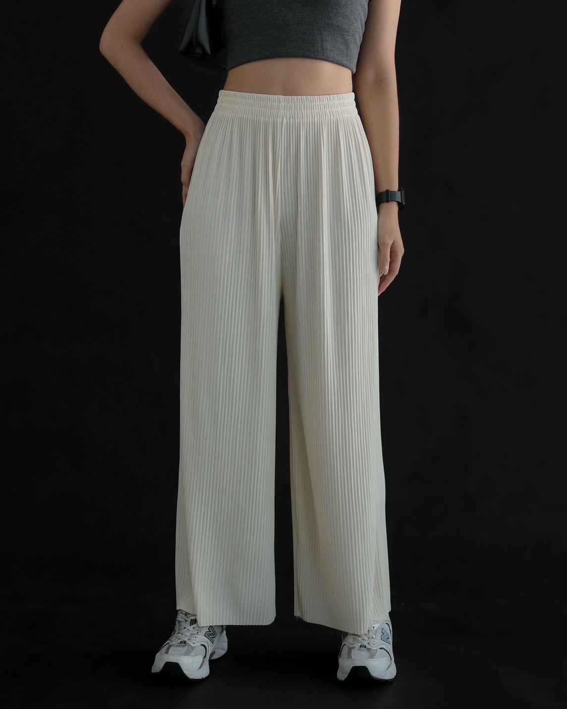 Ayeisha Plisket Pants Kode 130 Ivory