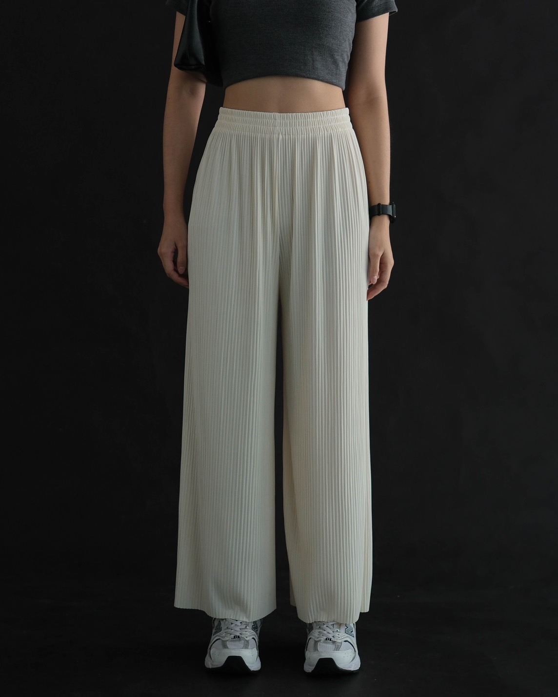 Ayeisha Plisket Pants Kode 130 Ivory - Image 2