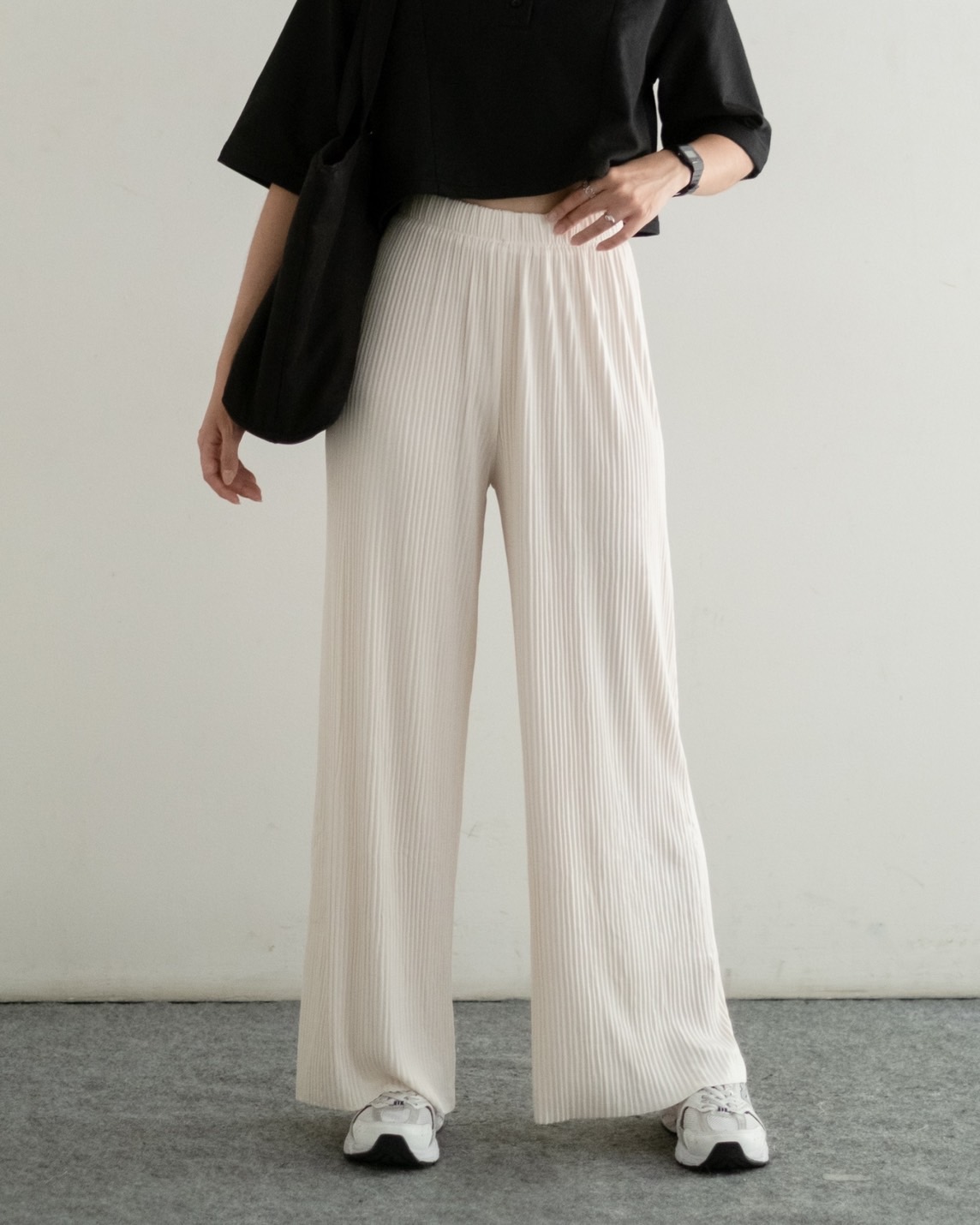 Fatima Plisket Pants Kode 410 Ivory - Image 2