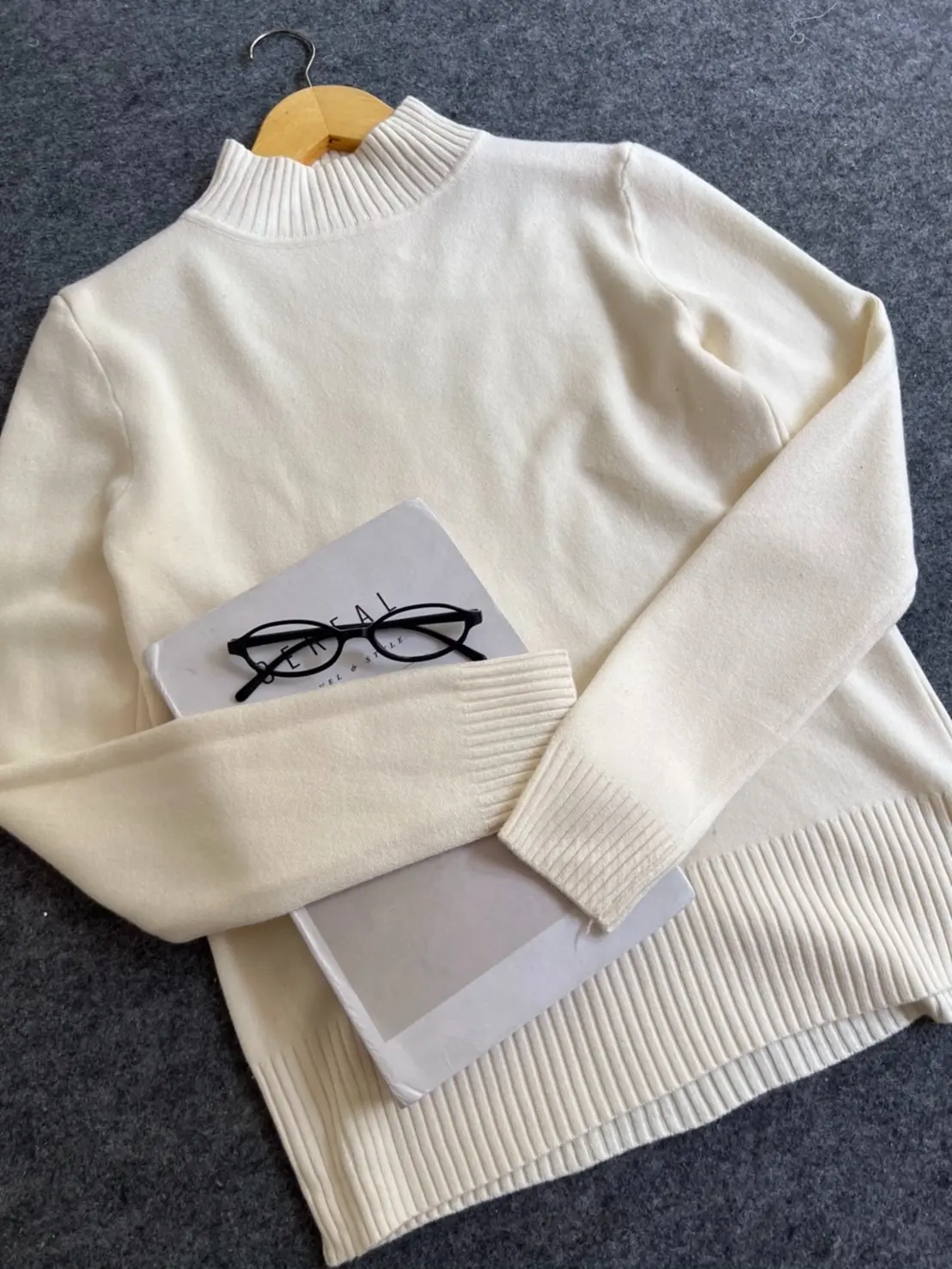 Fayla Turtleneck Longleeve Kode 183/07943 Ivory