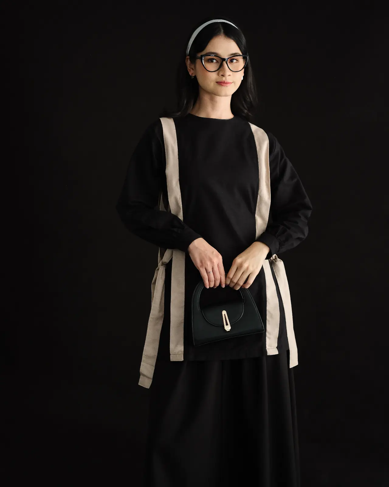 Irena Blouse Black - Image 2
