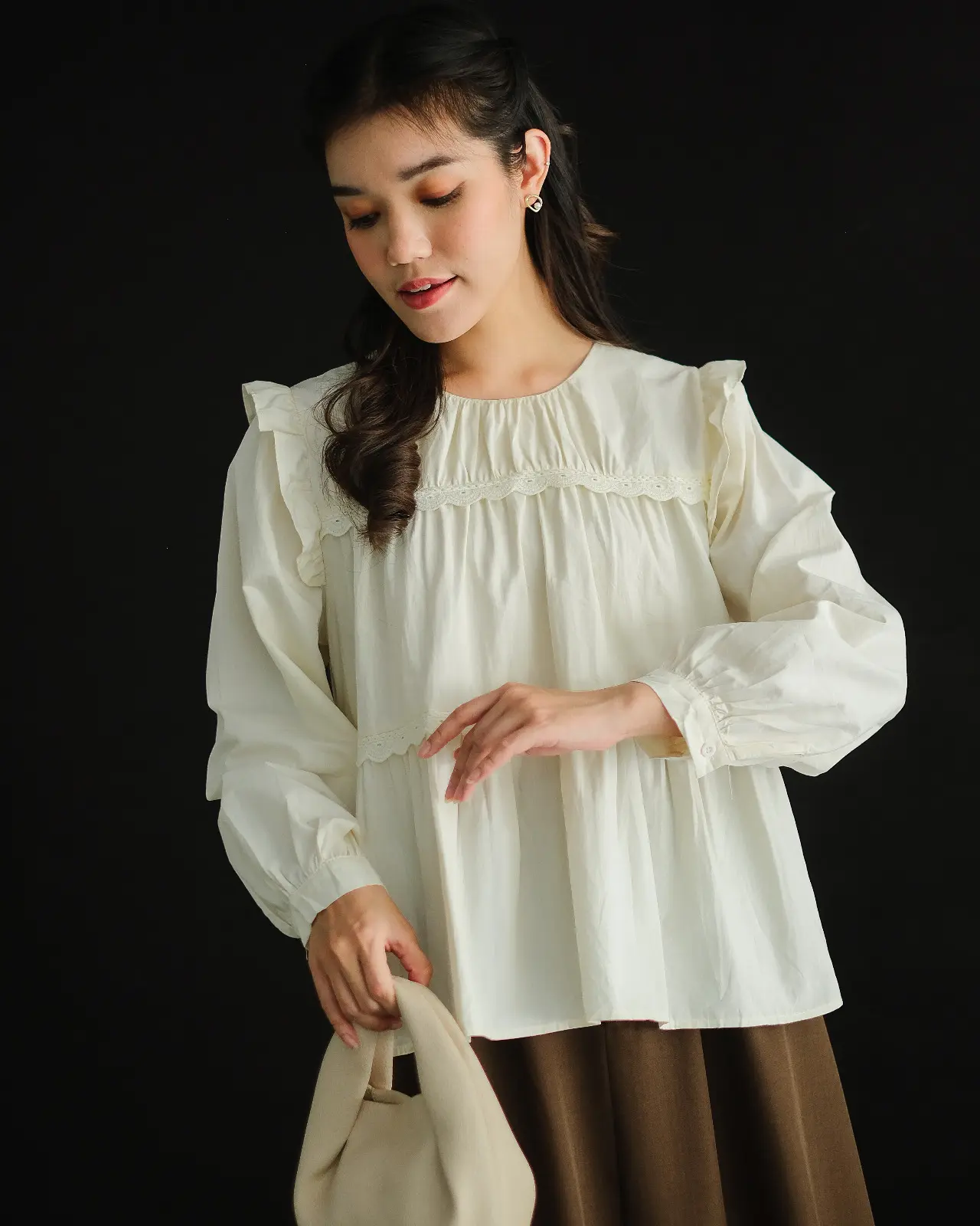 Leisha Longsleeve Kode 9A/883-1 Ivory