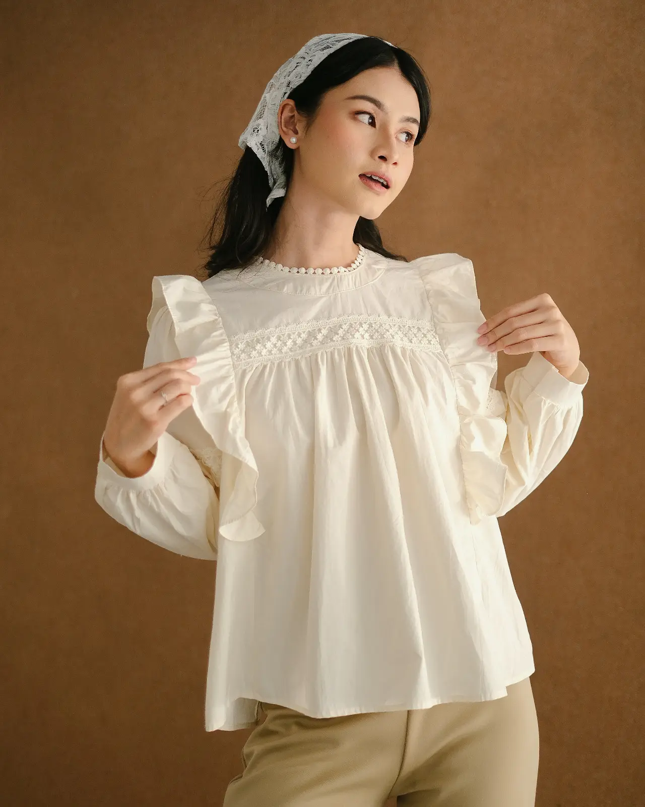 Lazila Longsleeve Kode 13A/7783 Ivory - Image 2