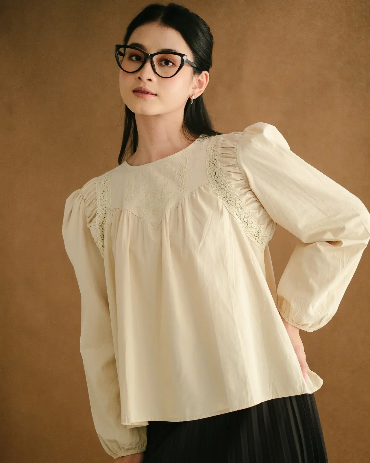 Piyasa Longsleeve Kode 15A Cream