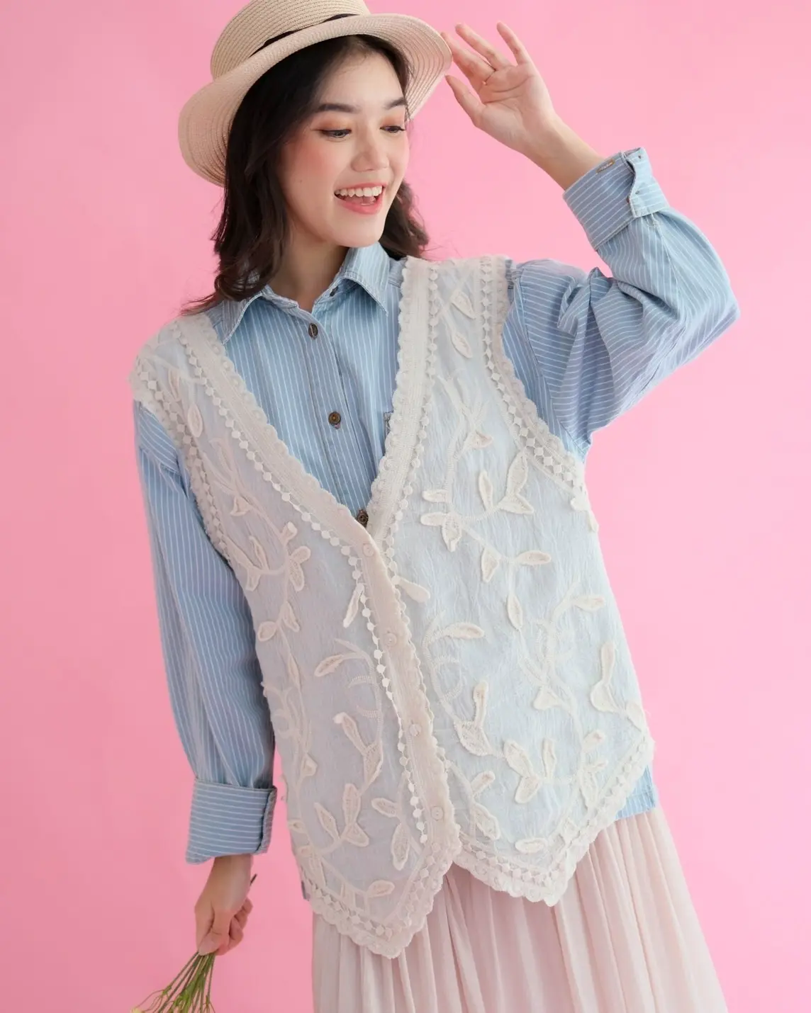 Yasha Vest Kode 120B Ivory