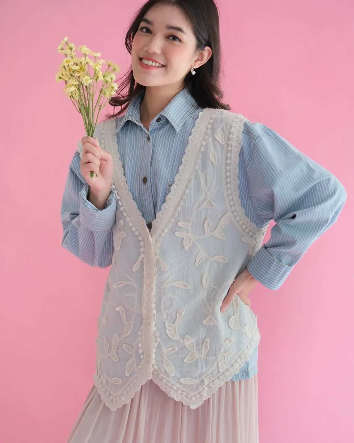 Yasha Vest Kode 120B Ivory - Image 2