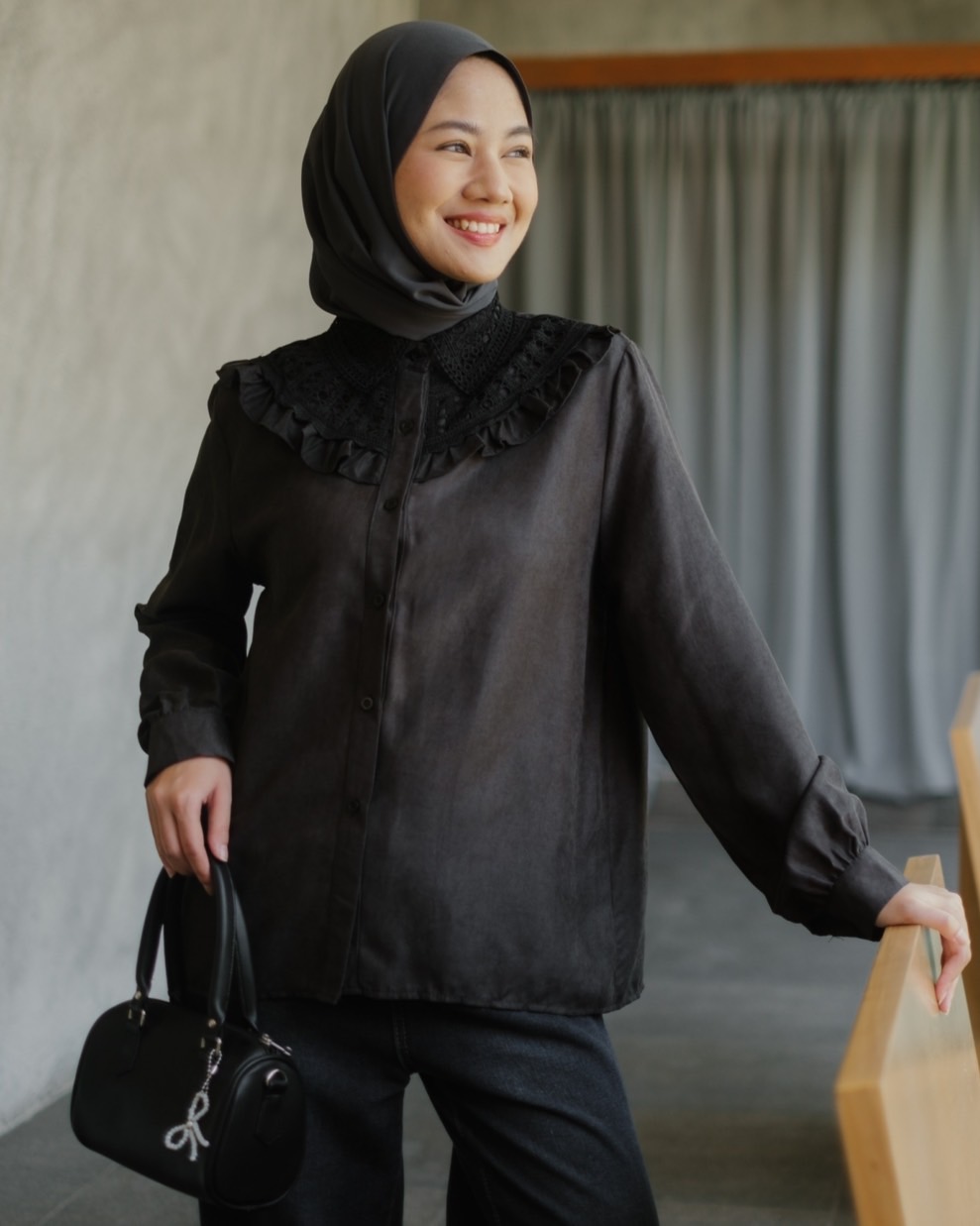 Zeva Shirt Kode 235A Black