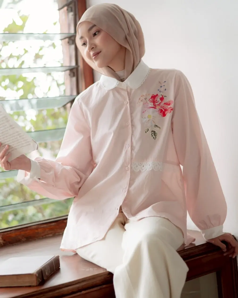 Safiya Shirt Pink - Image 3