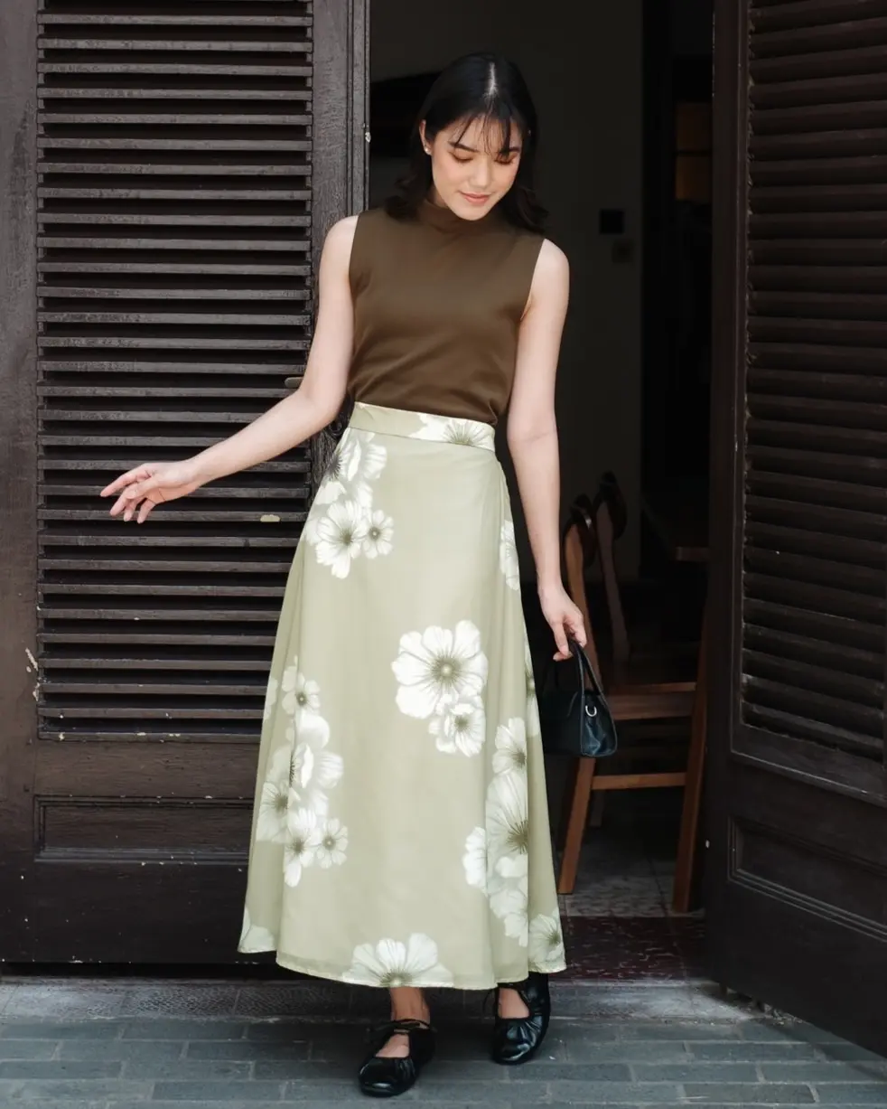 Elory Skirt Sage Green - Image 3