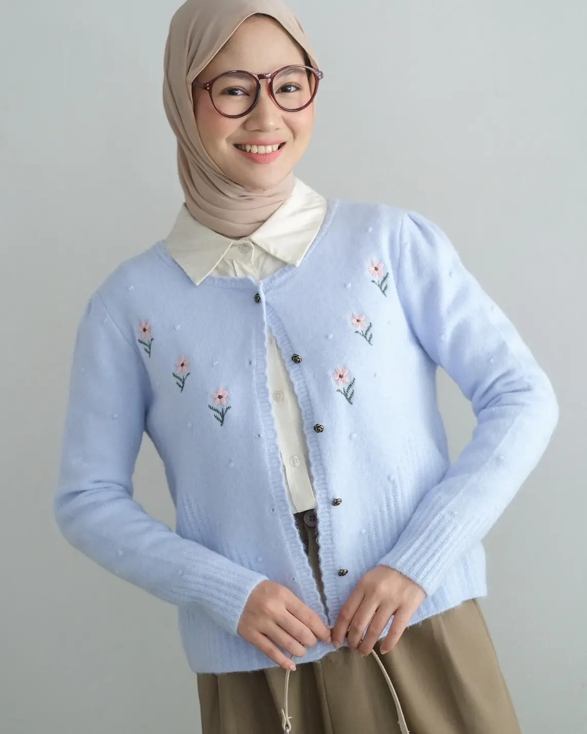 Nafiza Cardigan Kode 242C Broken White