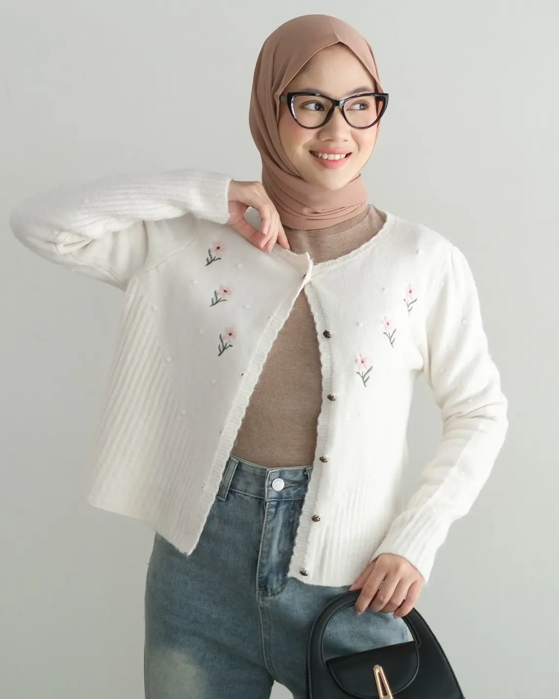 Nafiza Cardigan Kode 242C Broken White - Image 3
