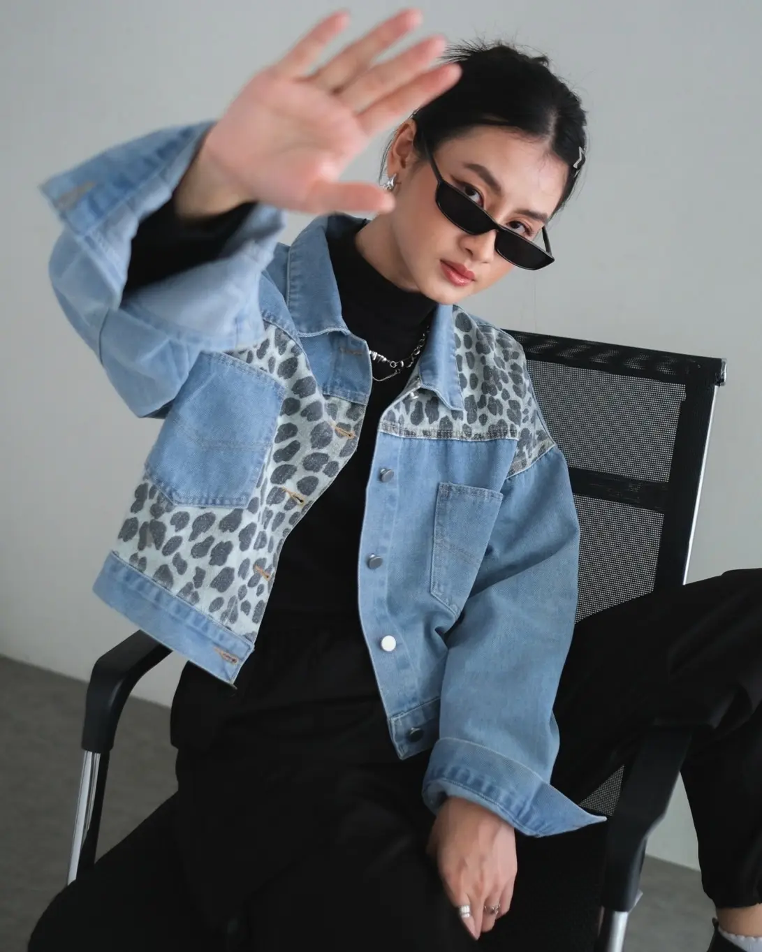 Xiola Denim Jacket Kode 153B Light Blue - Image 3