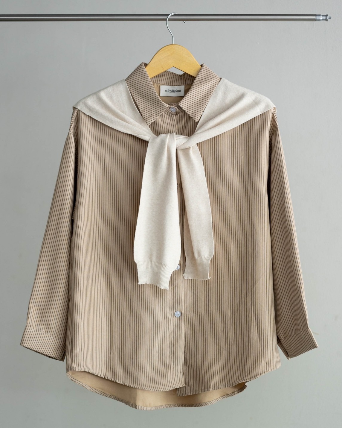 Akeyla Shirt Kode 141B Cream-Beige - Image 3