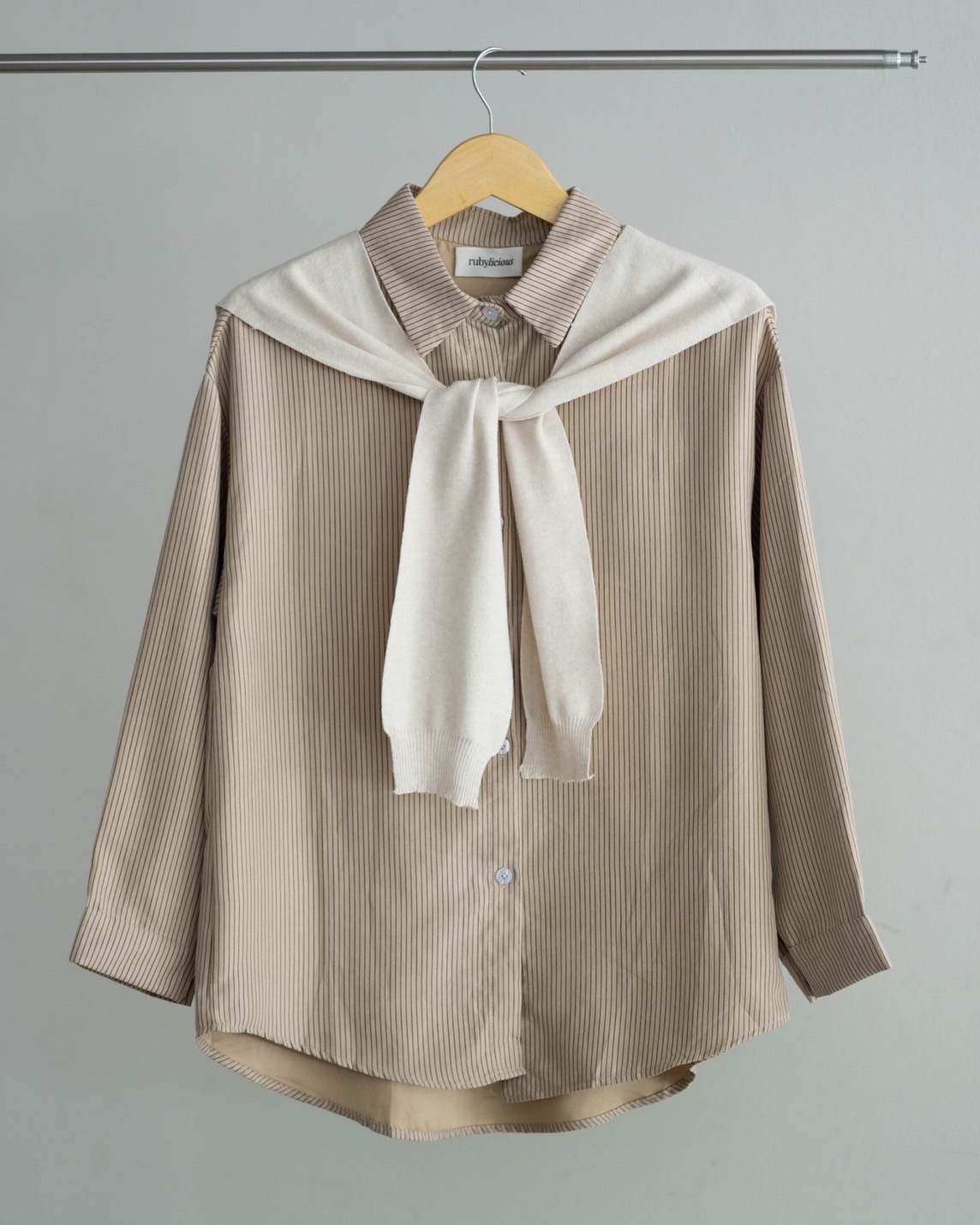 Akeyla Shirt Kode 141B Cream-Beige - Image 2