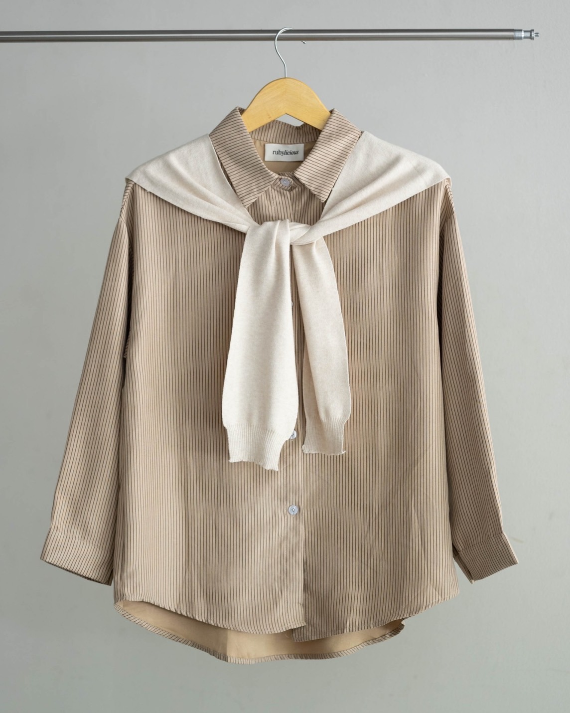 Akeyla Shirt Kode 141B Cream-Beige