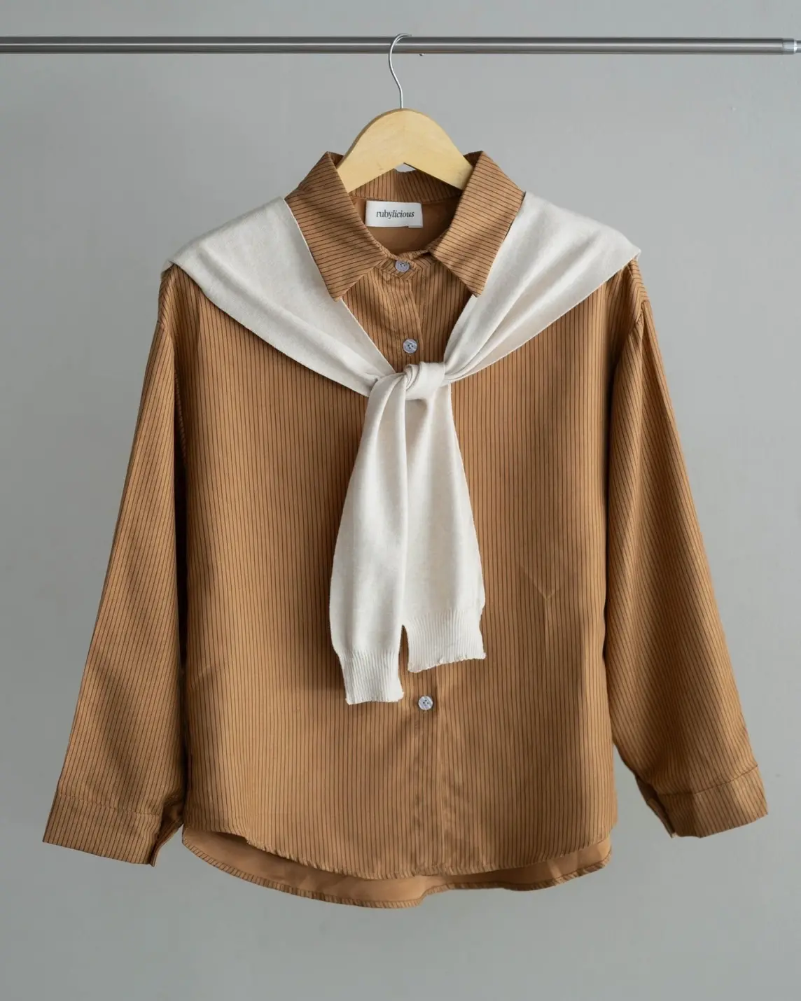 Akeyla Shirt Kode 141B Milo-Beige