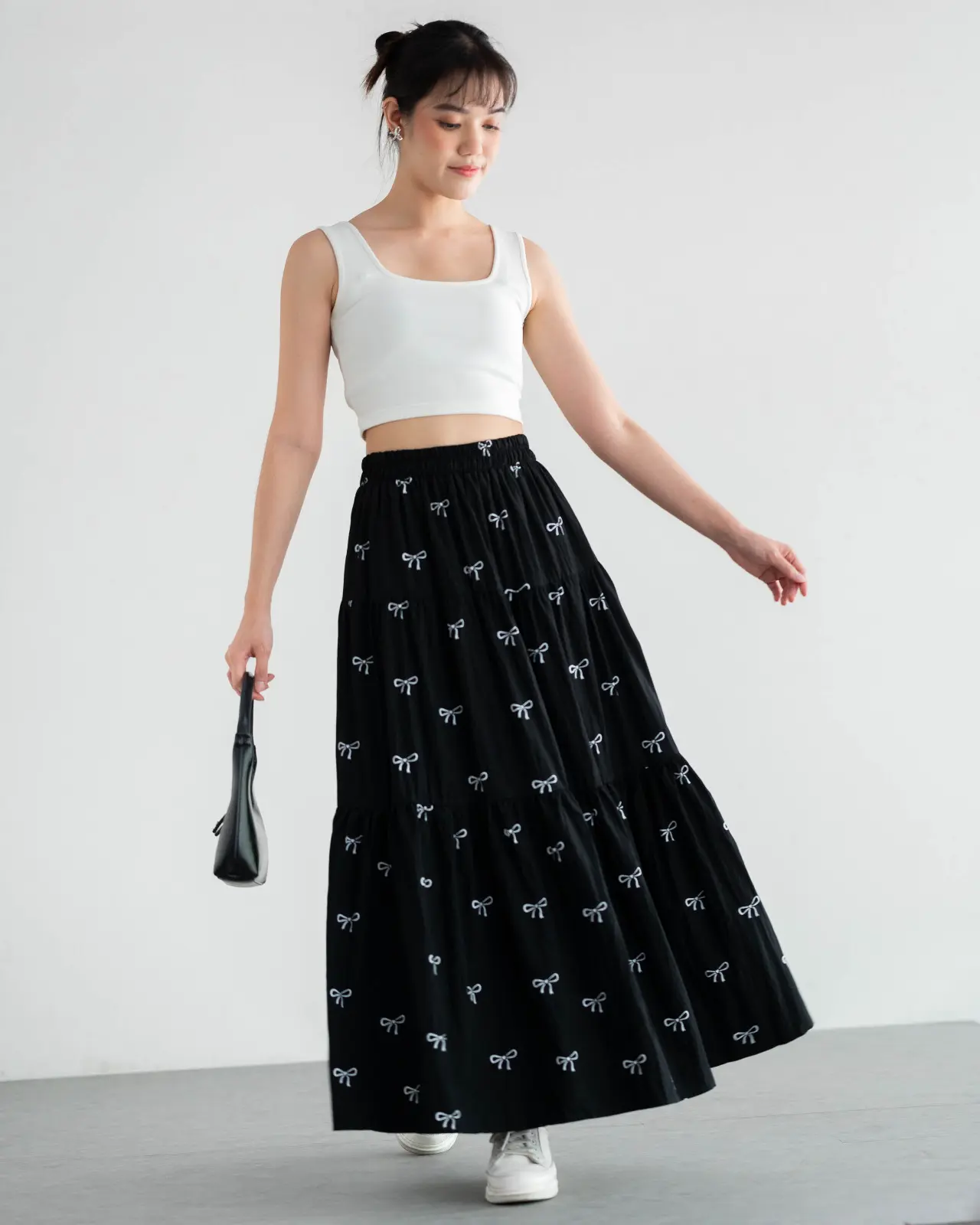 Elzia Skirt Kode 170B Black