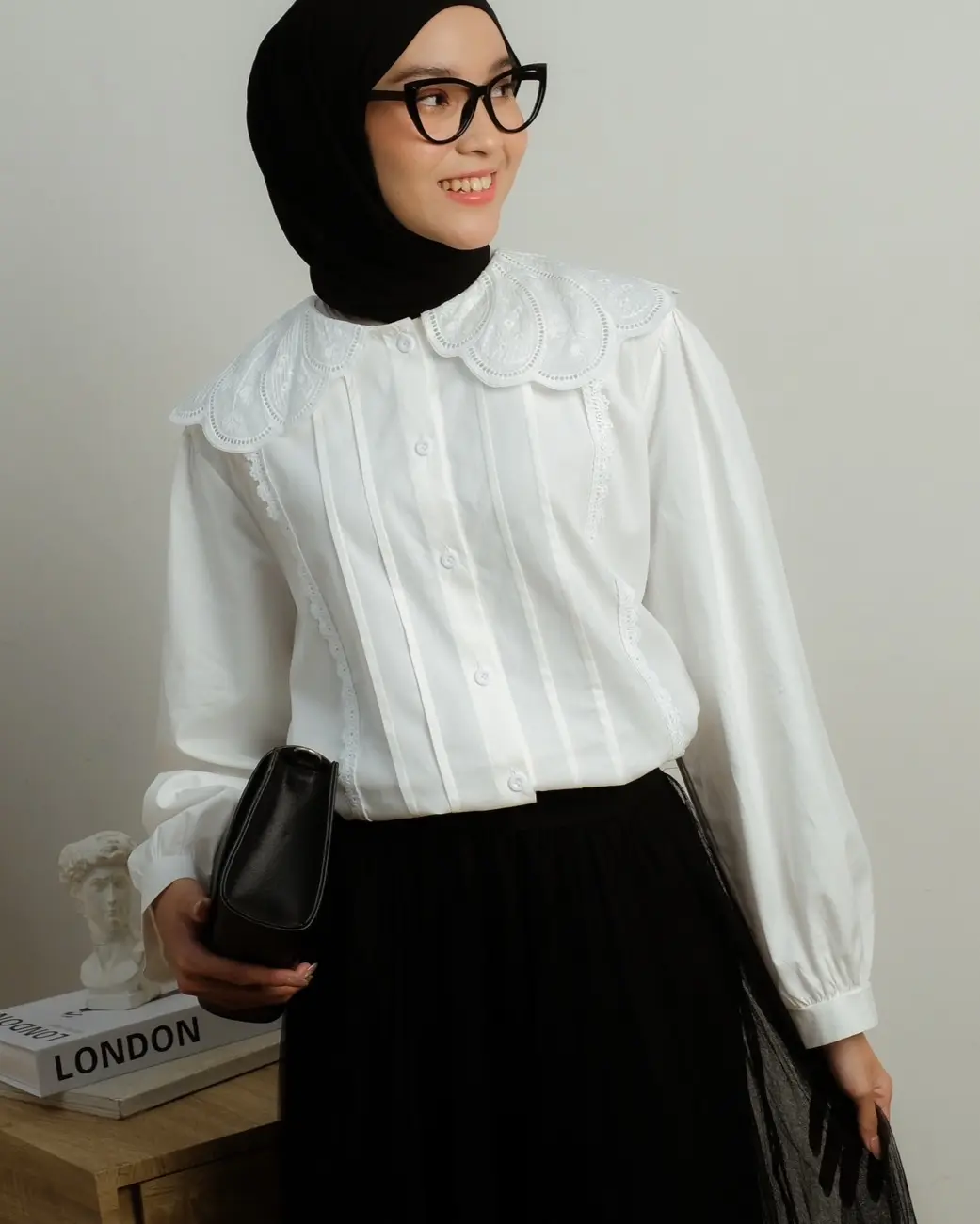 Chava Shirt Kode 131B Broken White - Image 2