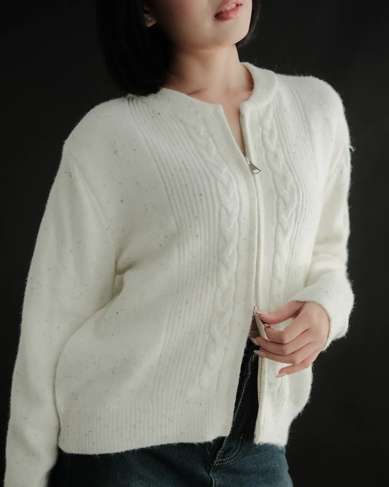 Elif Cardigan Kode 293C Broken White - Image 3