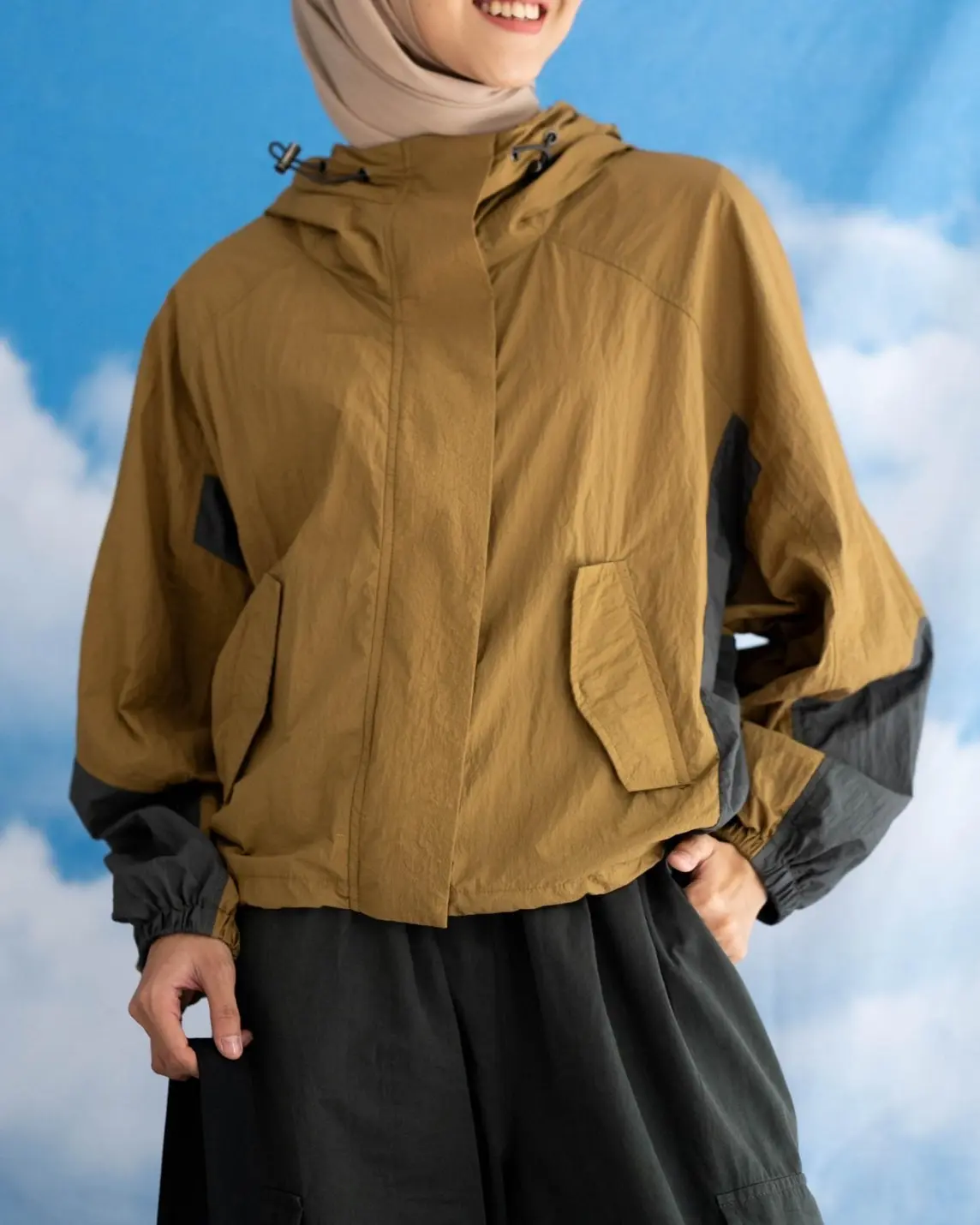 Kaeri Jacket Khaki - Image 2