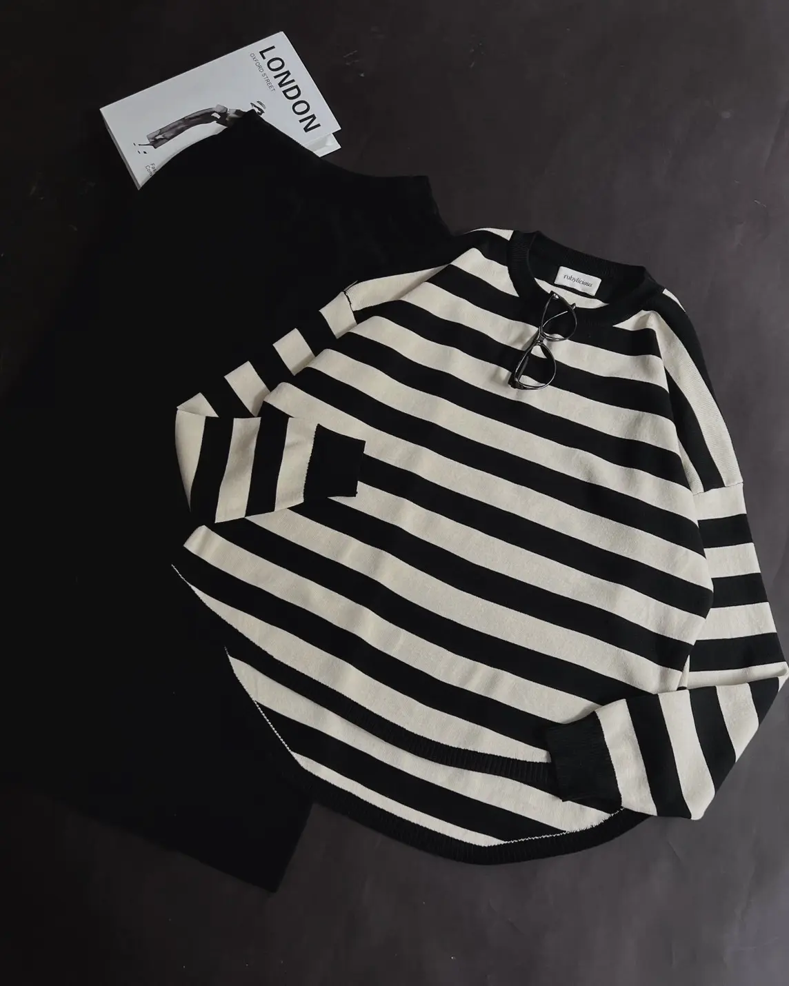 Valea Set Kode 301C/6812 Black