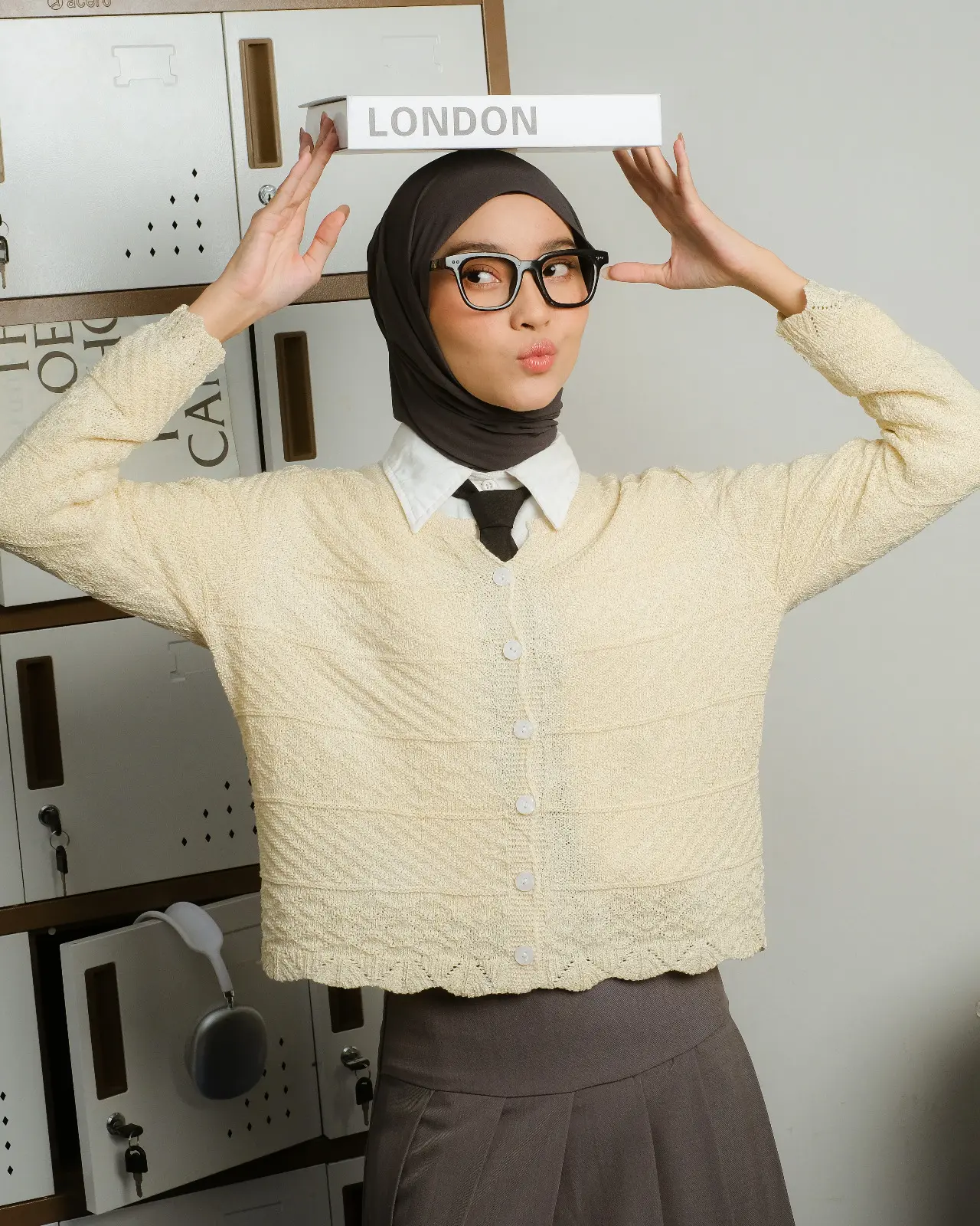 Cicelia Cardigan Kode 260C/818 Beige