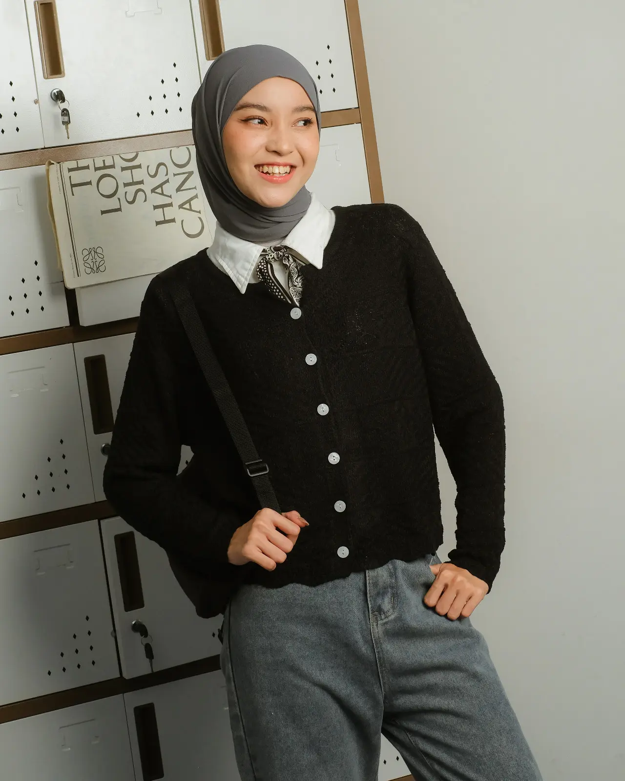 Cicelia Cardigan Kode 260C/818 Black - Image 2