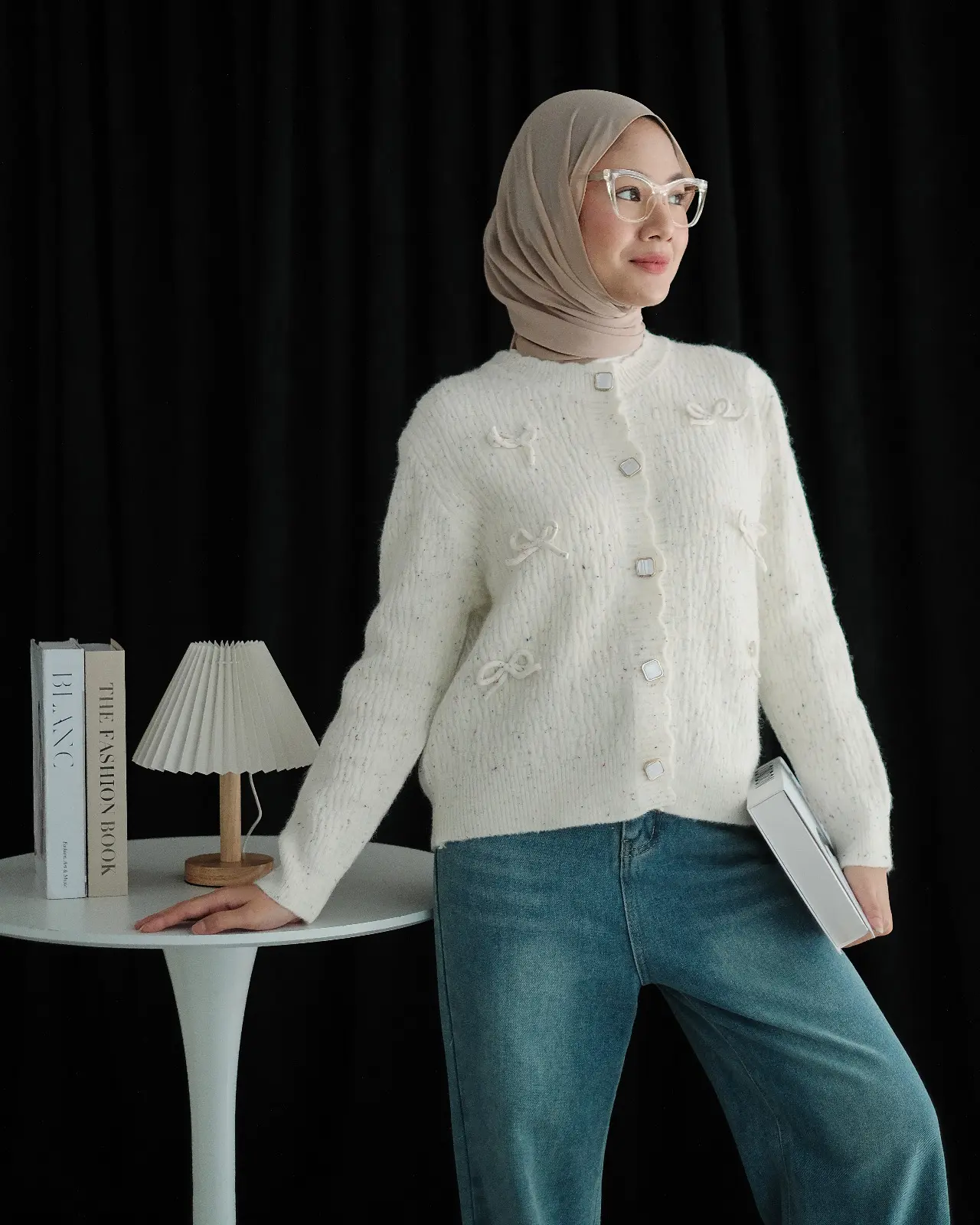 Cyra Cardigan Kode 270C Ivory