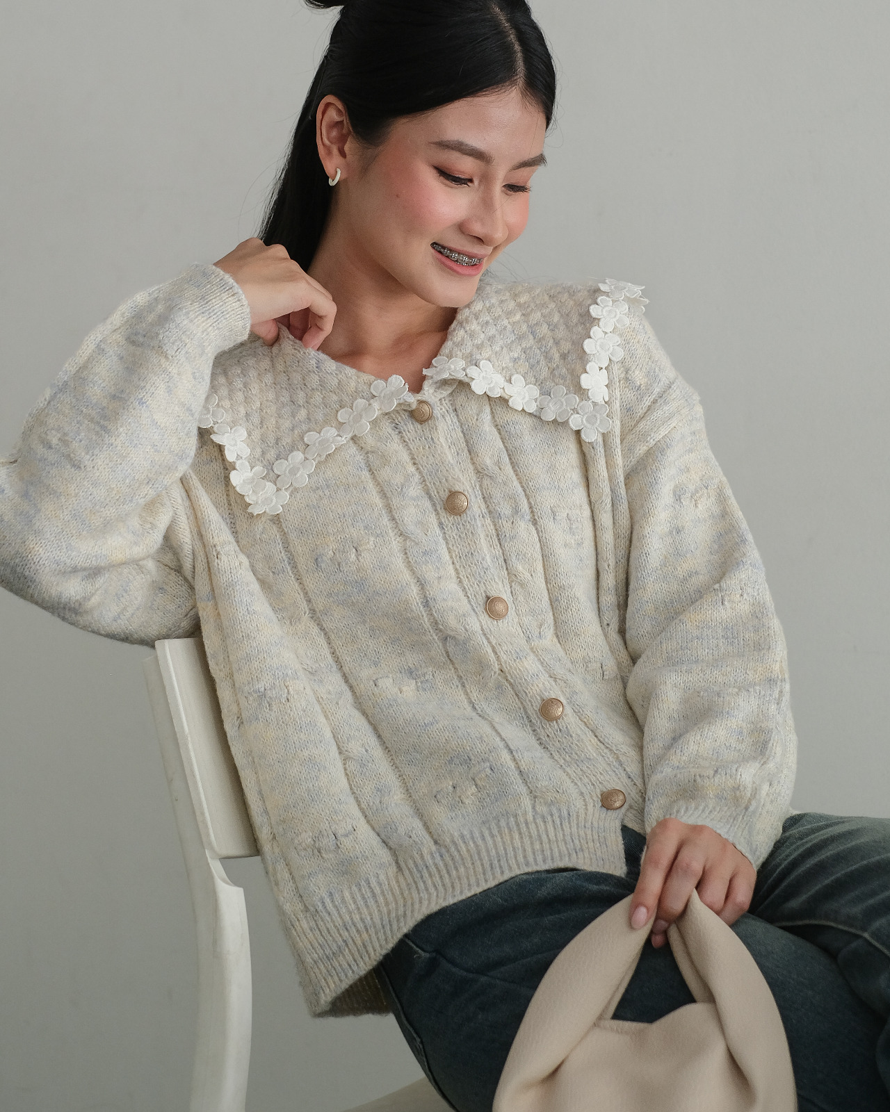 Hazkiya Cardigan Kode 261C Ivory - Image 2