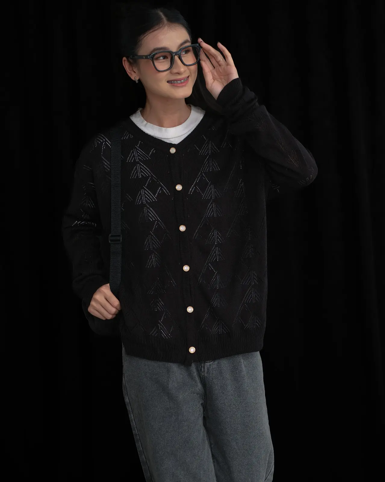 Leyvria Cardigan Black