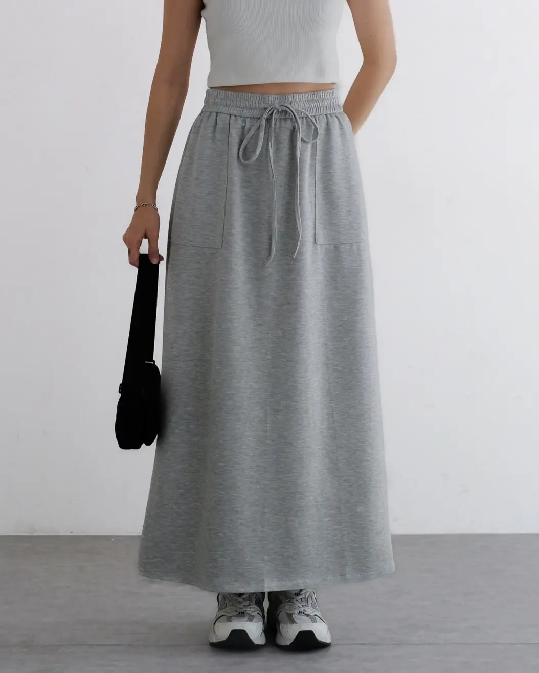 Indira Skirt Kode 42D Light Grey