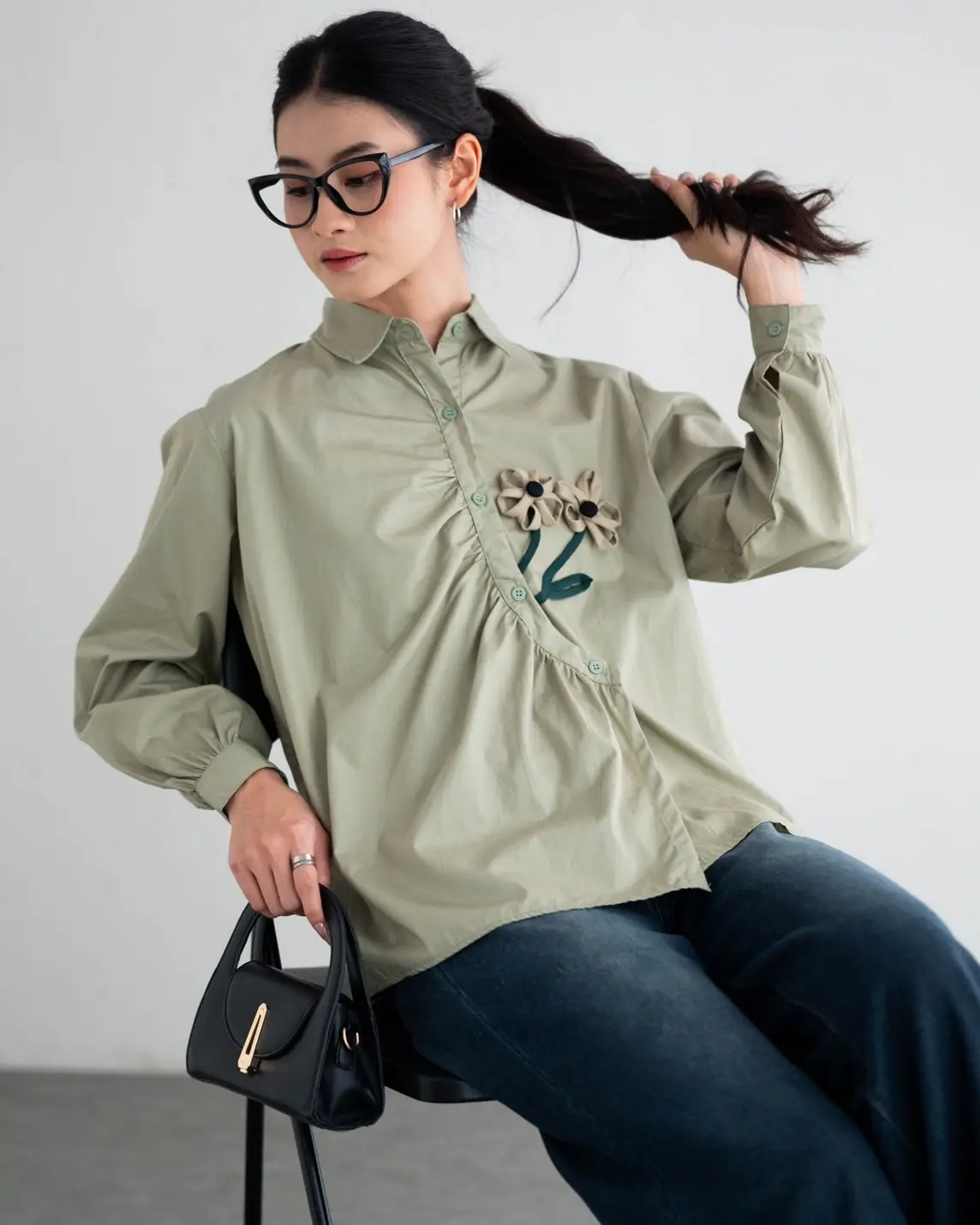 Alternative view of Demitri Shirt Sage