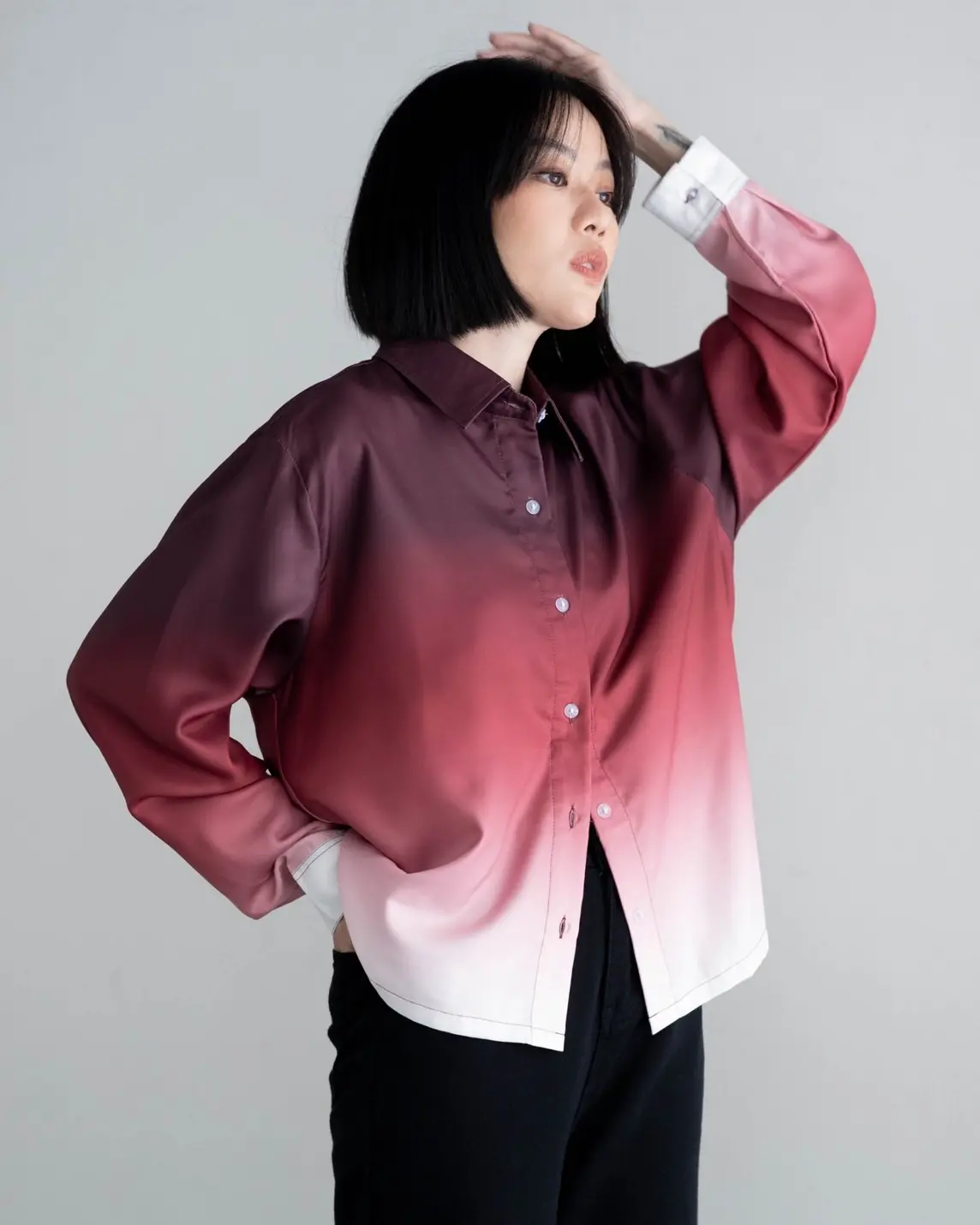 Alternative view of Gradient Shirt Maroon