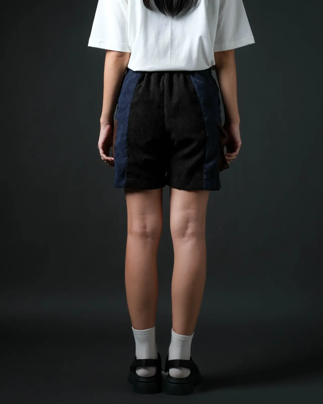Darjon Shorts Pants Black-Navy - Image 3